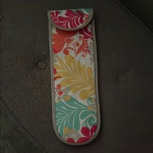 thirty one Flat Iron Holder
